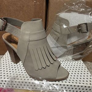 Women's Taupe Fringe Heeled Sandals